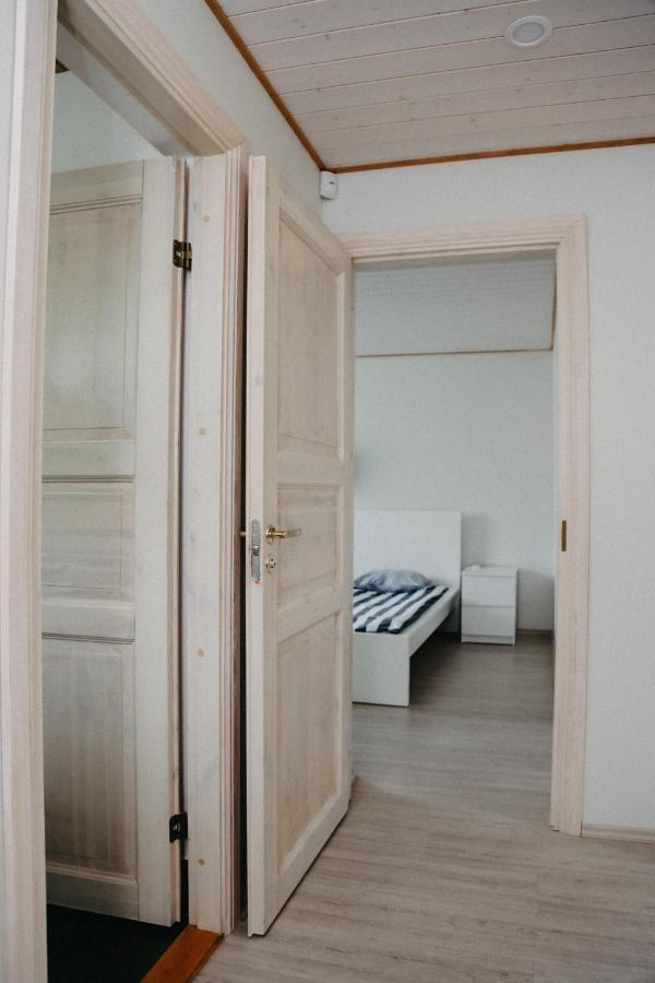 Vesiroos Apartment *